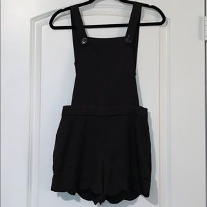 Scallop Hem Dressy Shortall NWT